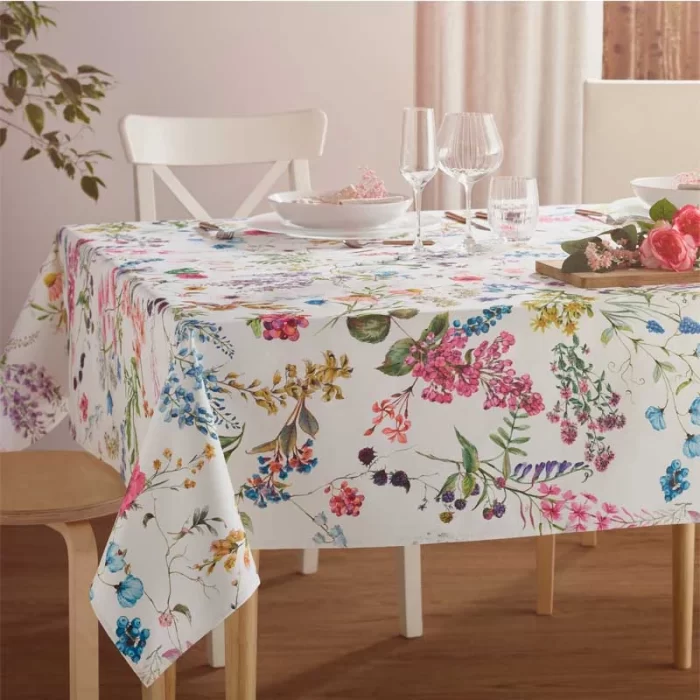 Floral table cloth