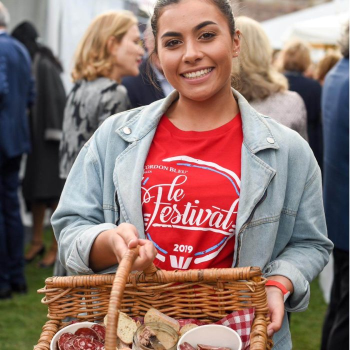 Le Festival Brisbane French Festival Volunteer saucissons